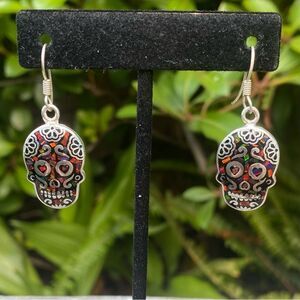 NWOT New Black/Red Skull "Day of the Dead” Dia de Los Muertos Earrings Halloween